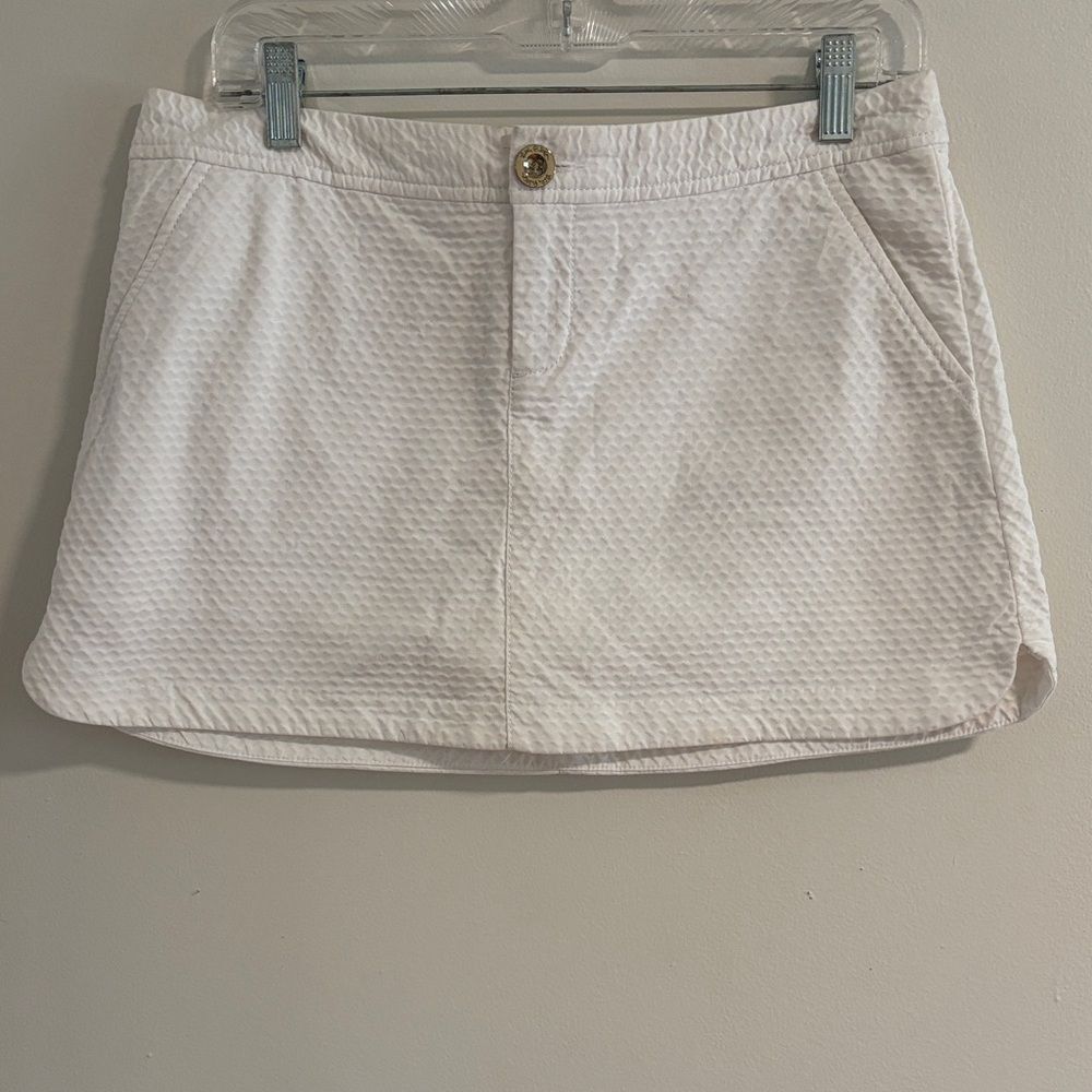 Lilly Pulitzer White Textured Mini Skirt with Decorative Button